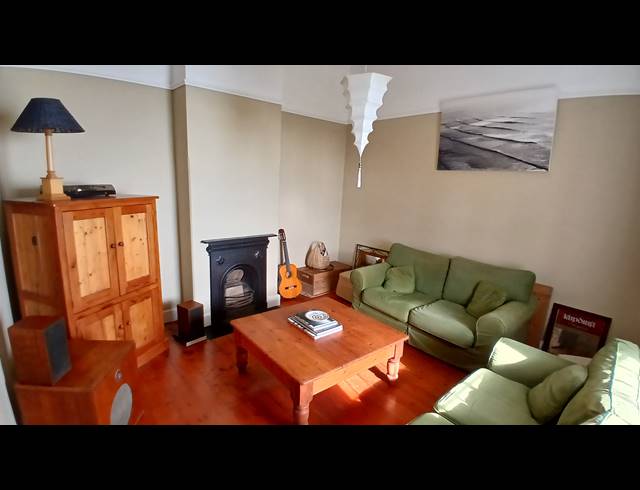 1 bed property to rent in SIMON'S TOWN